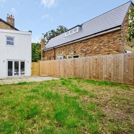 Amazing 3 Bed Interior Designed House With Garden - 114 The Hervey Londra Esterno foto