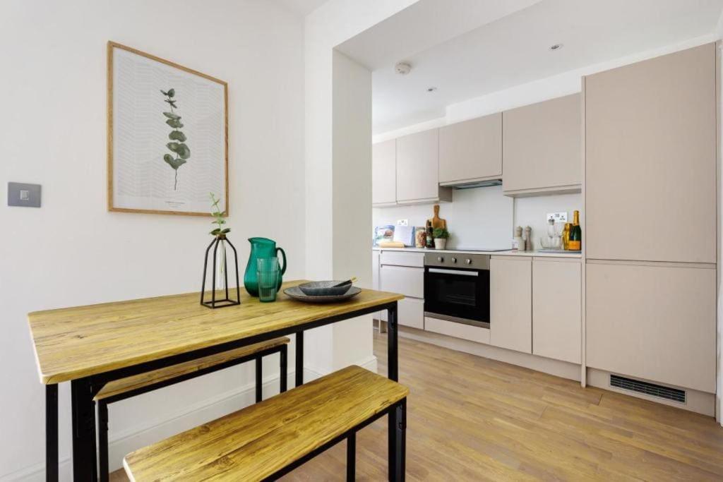 Amazing 3 Bed Interior Designed House With Garden - 114 The Hervey Londra Esterno foto