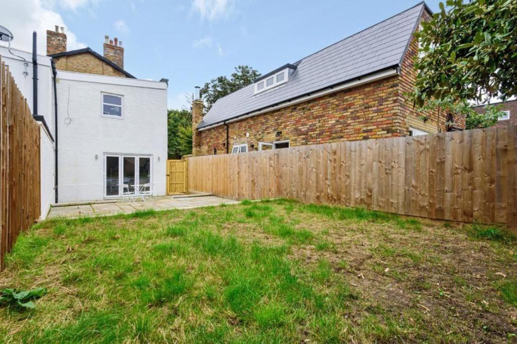 Amazing 3 Bed Interior Designed House With Garden - 114 The Hervey Londra Esterno foto